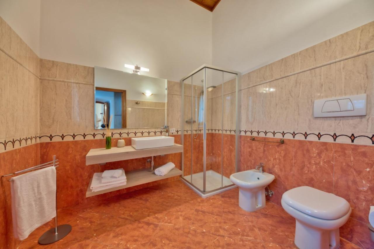 Corte Anibaldi Apartment レッチェ エクステリア 写真